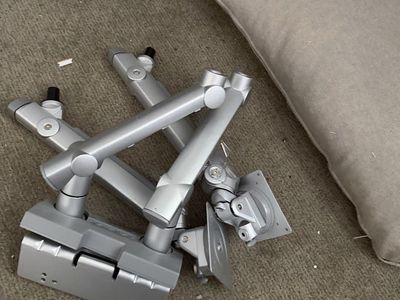 Dynafly Dual Monitors Arm Vesa Mount