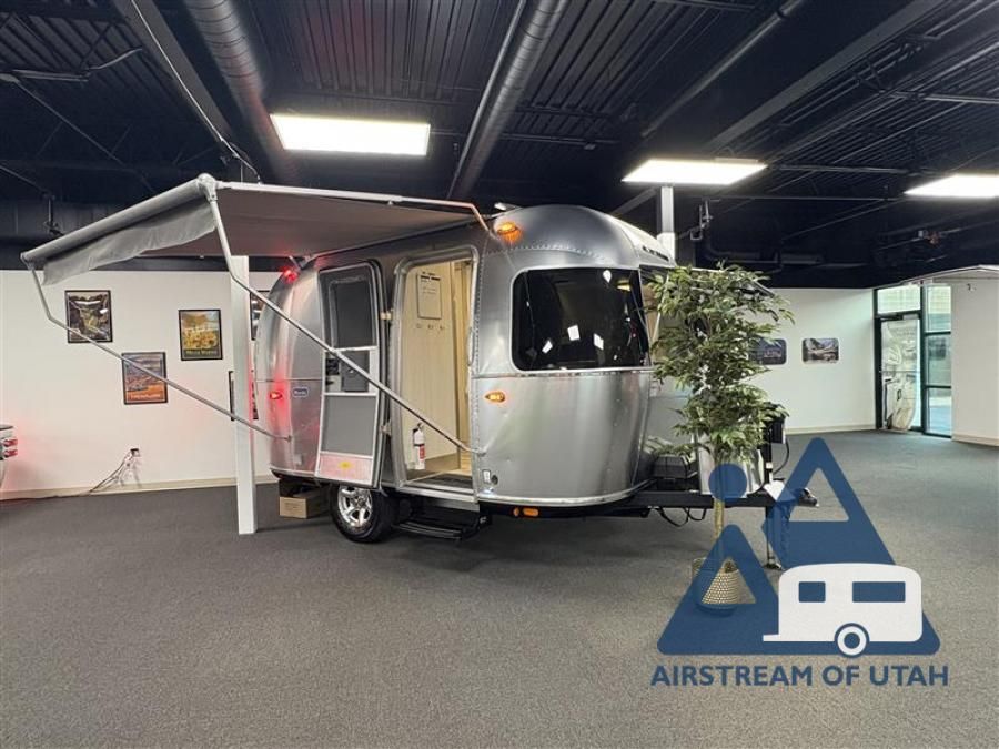 New 2026 Airstream Bambi 16RB