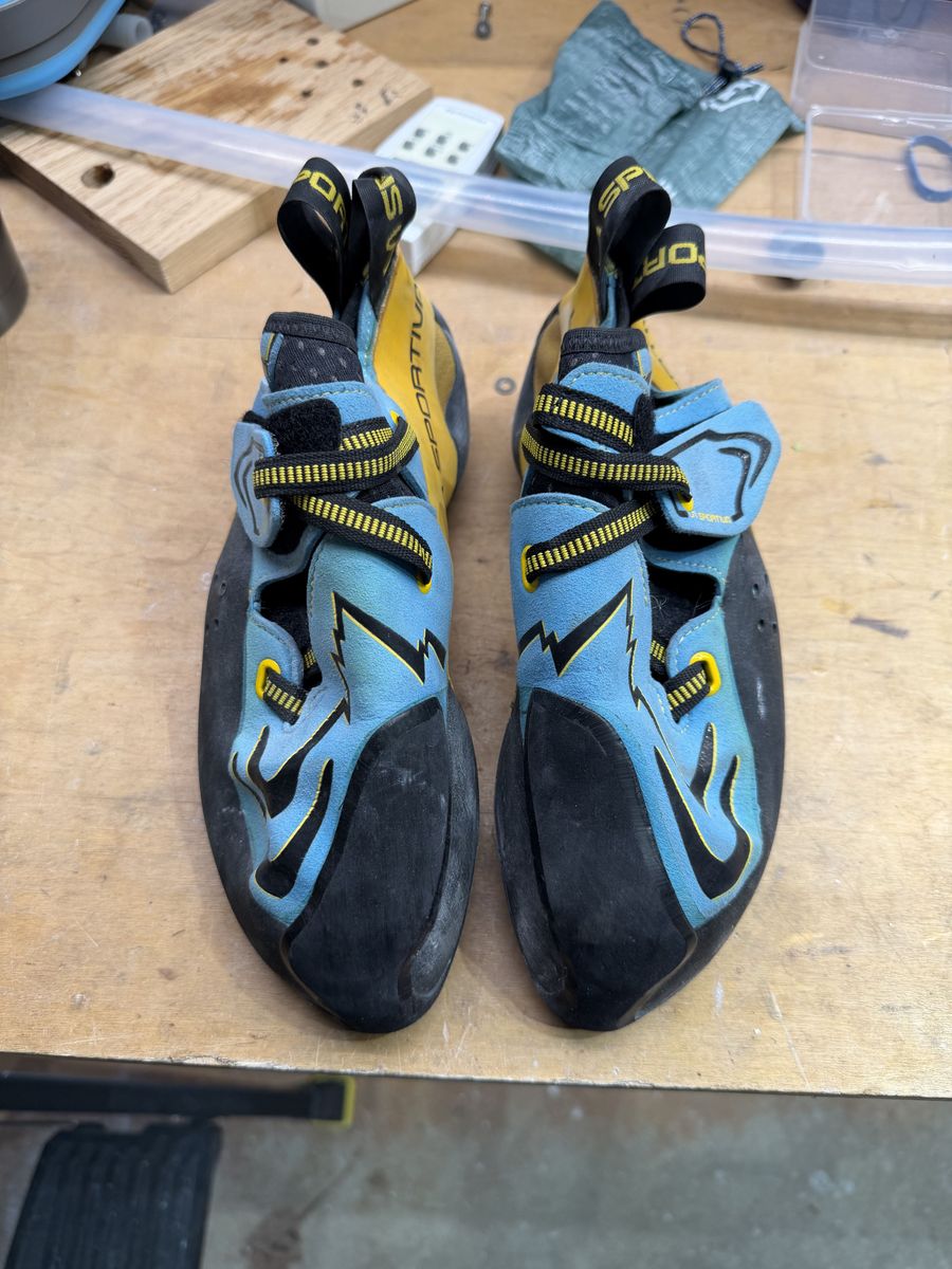 La Sportiva Futura Rock Climbing Shoes, Size 41.5