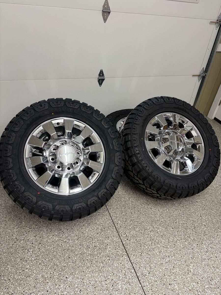 8x180 Denali Stocks On Brand New 35x12.50R20 Tires
