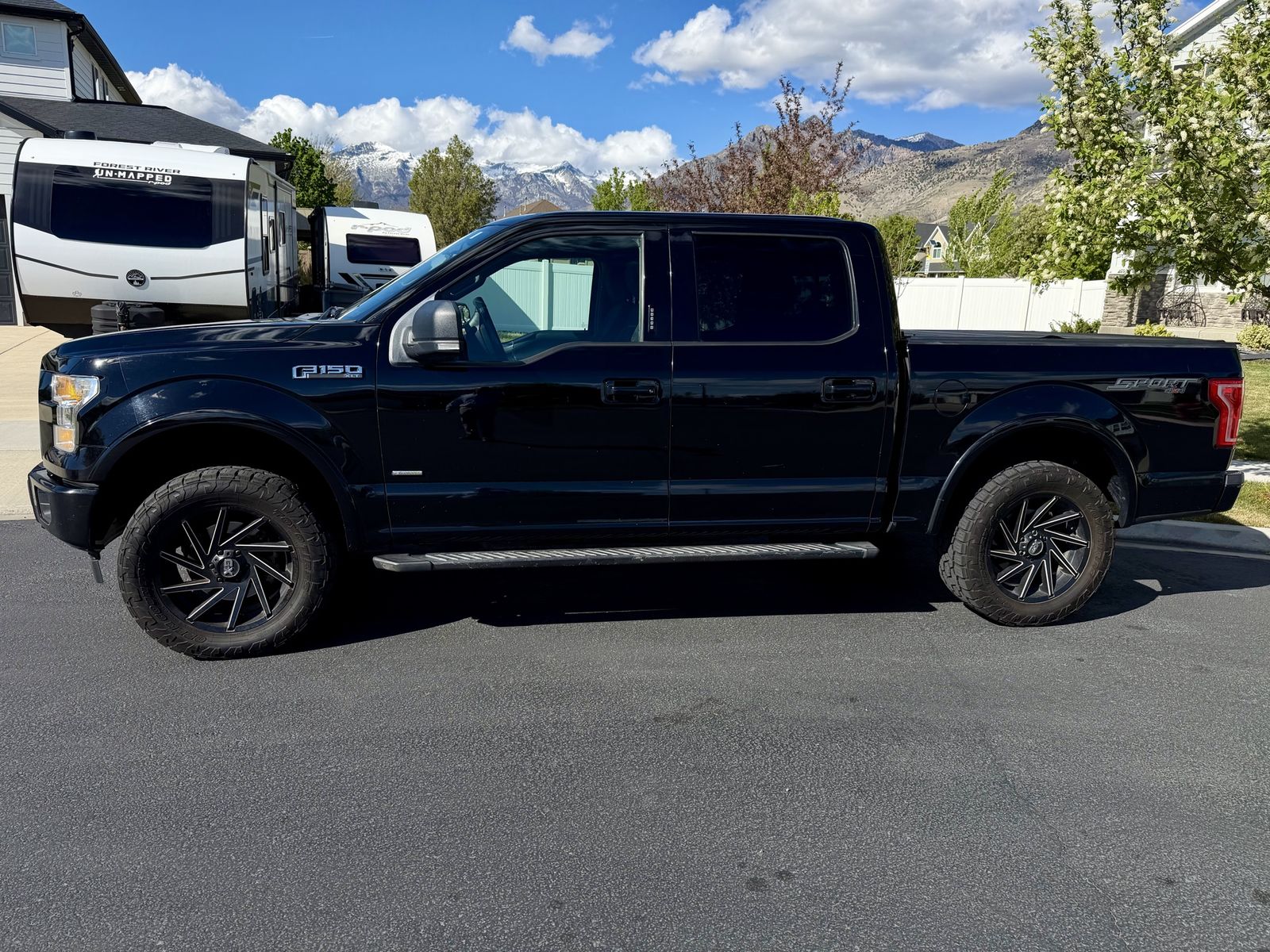 2017 FORD F150 XLT