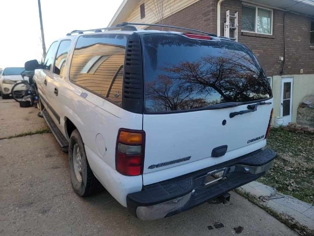 2001 CHEVROLET SUBURBAN 1500