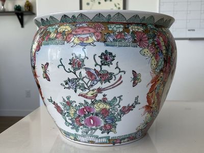 Chinese Flower Pot