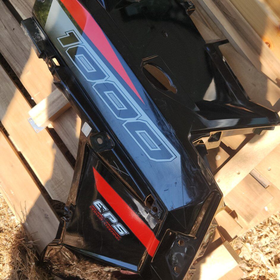 POLARIS RZR XP1000 FRONT FENDER