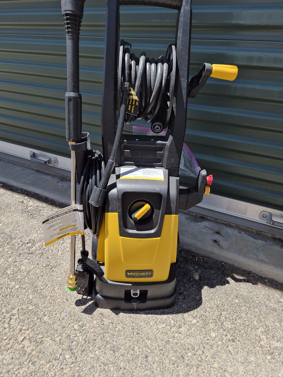 CUKTY Electric Pressure Washer - High-Power 2000 PSI, Hose Reel, Detergent Tank, Wheels
