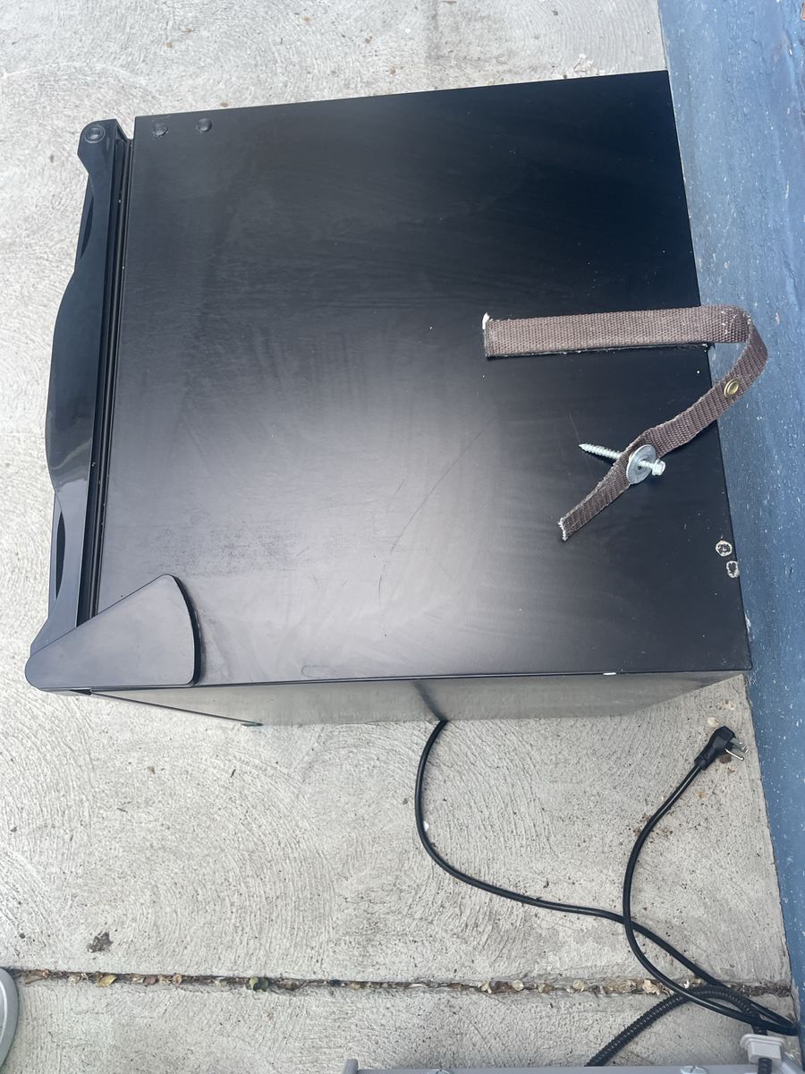 Main image 5
