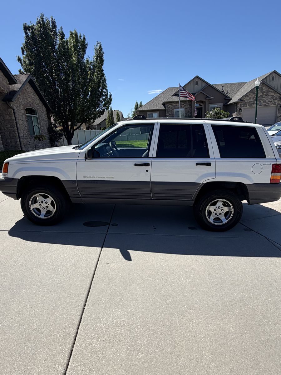 1996 Jeep Grand Cherokee Laredo
