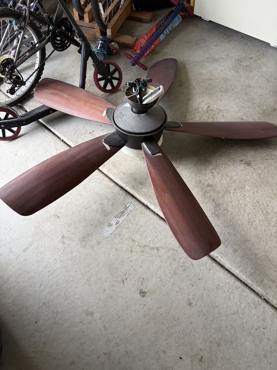Free Harbor Breeze Ceiling Fan with Light Kit, 5 Wood Grain Blades, Bronze Finish