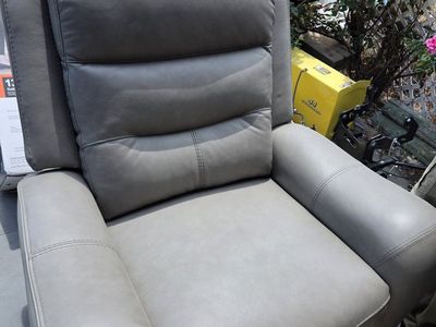 Members Mark Gray Leather Recliner with USB Charging and Power Recline Function & adjustable headrest