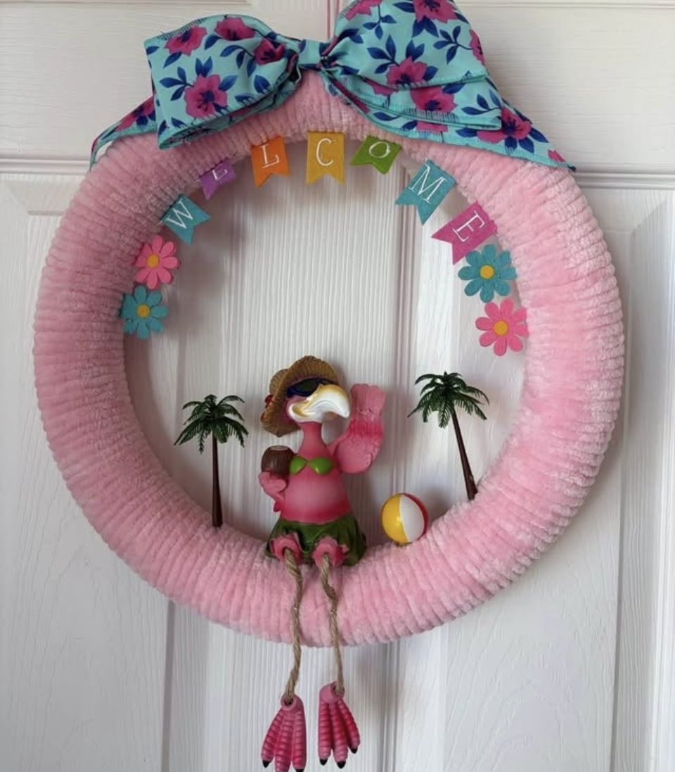 Summer Flamingo Welcome Wreath with Beach Theme Decor