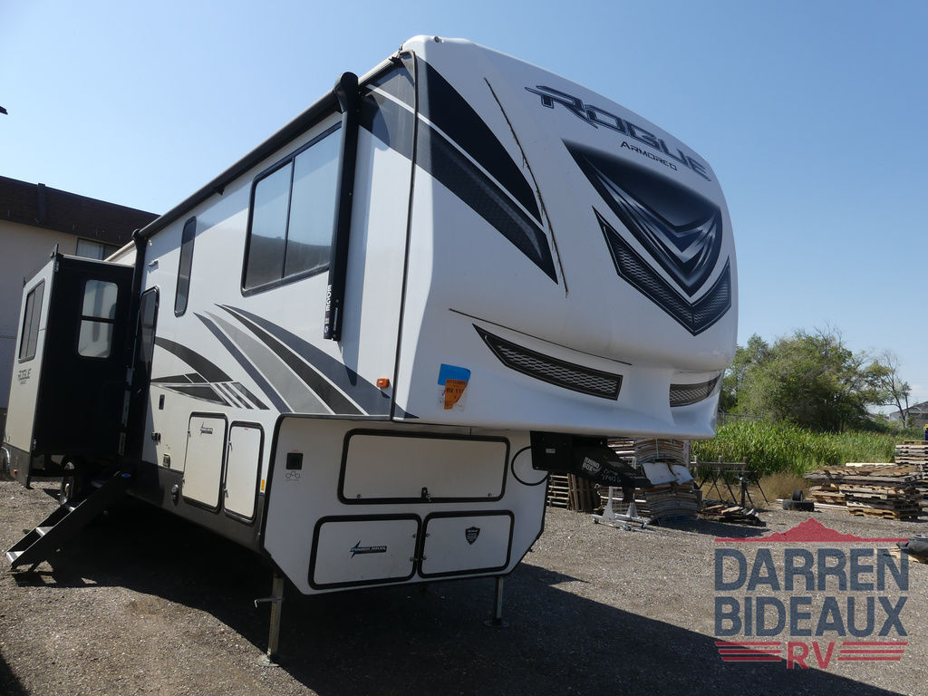 2022 Forest River Vengeance Rogue Armored 351