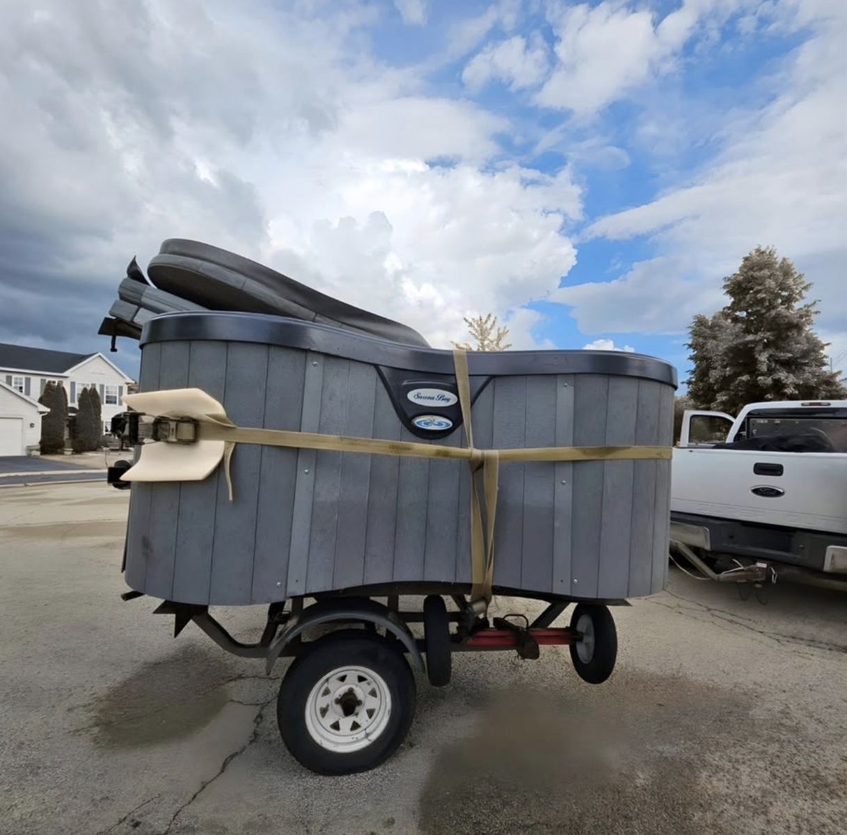 Hot Tub & Spa Removal – Haul‑Away & Relocation