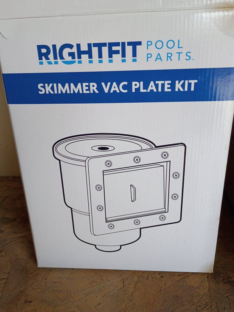 Skimmer vac plate kit