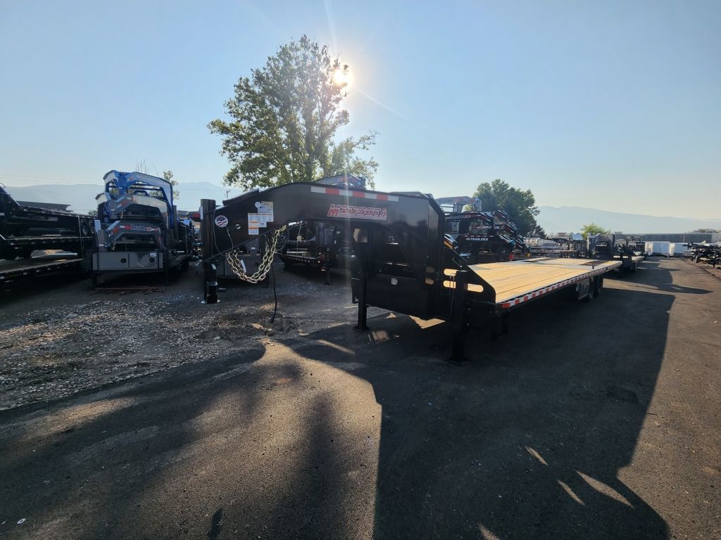 2026 Midsota 8.5X36 (24+12) Gooseneck 24K Deckover with Hydraulic Tail Equipment Trailer