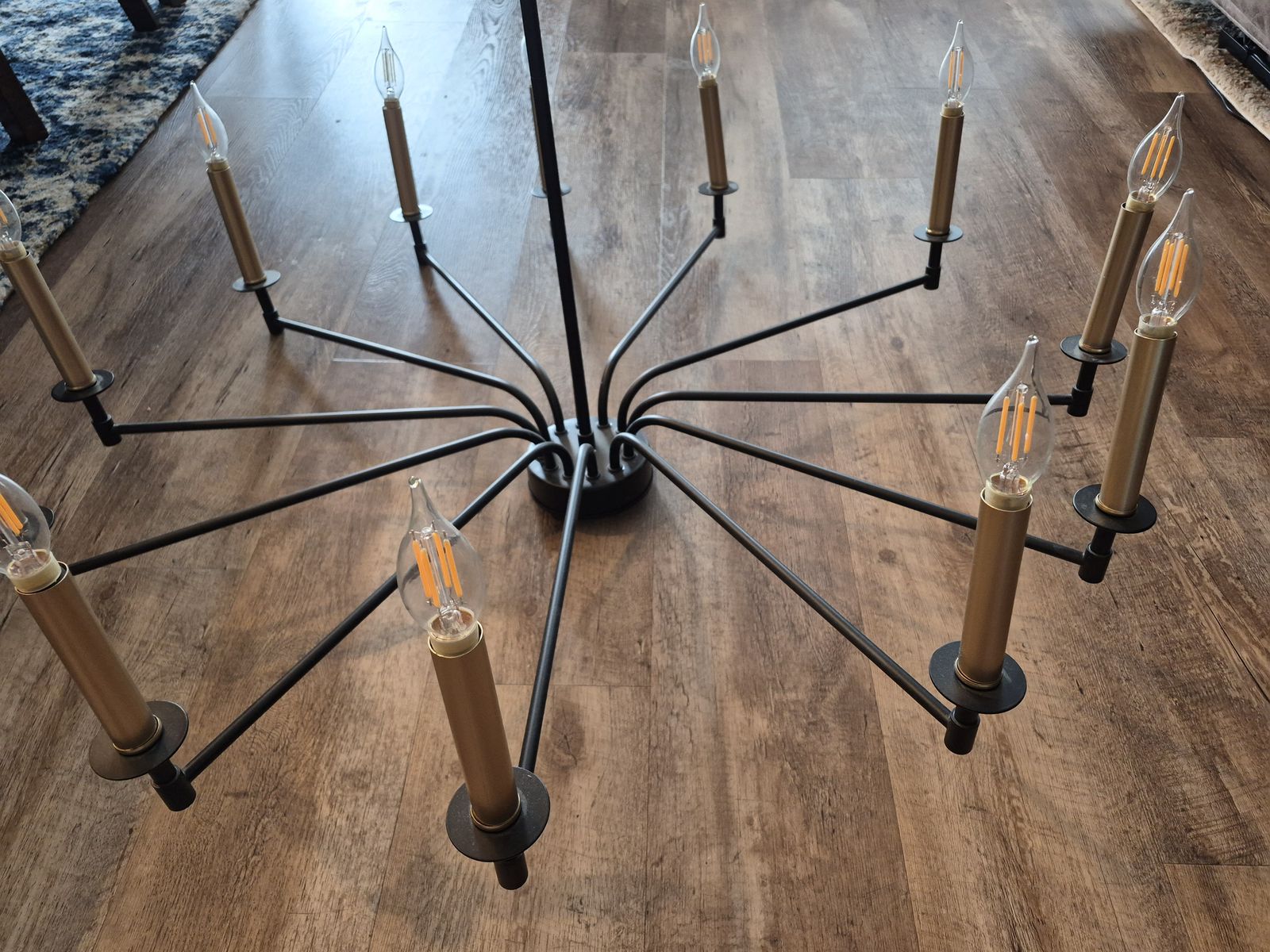Hanging light fixture
