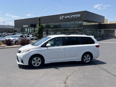 2018 Toyota Sienna LE 8-Passenger