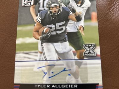 2021 Leaf Auto Pro Set Tyler Allgeier Prospect Autograph RC Rookie Football Hand Signed BYU Cougars Card