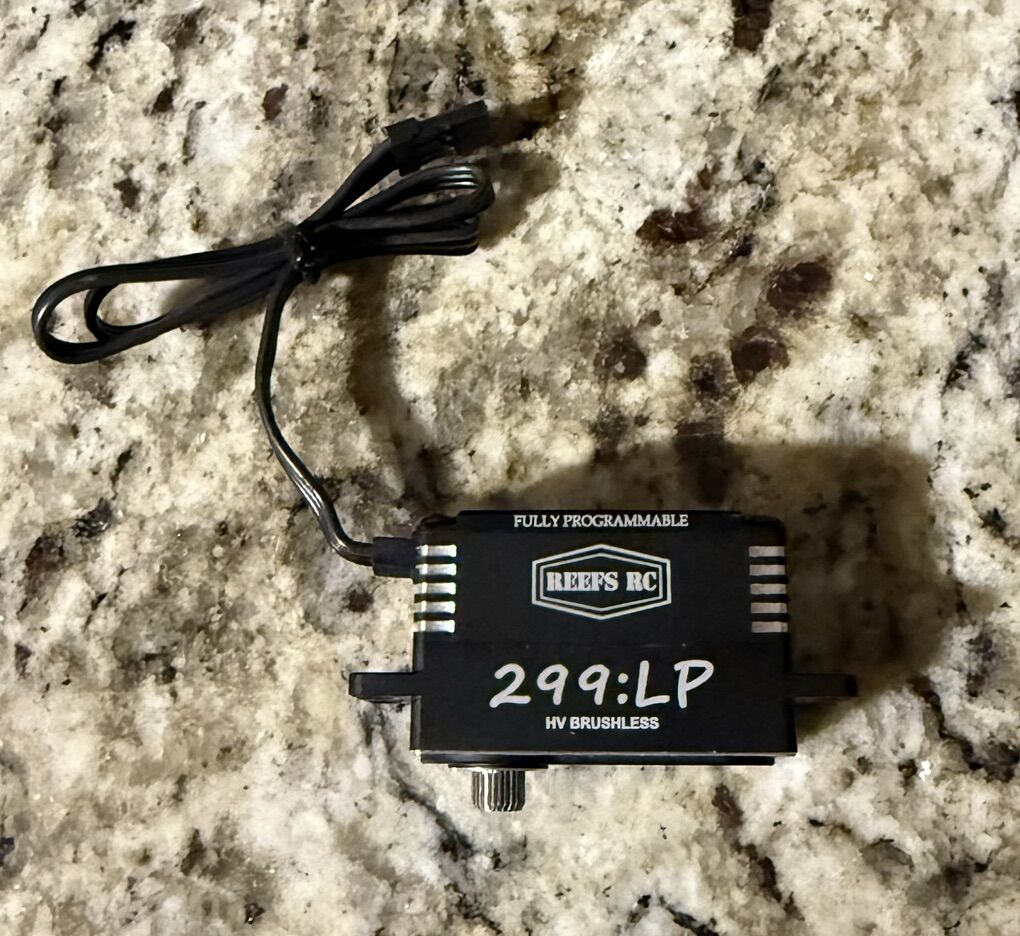 REEFS RC 299LP Servo