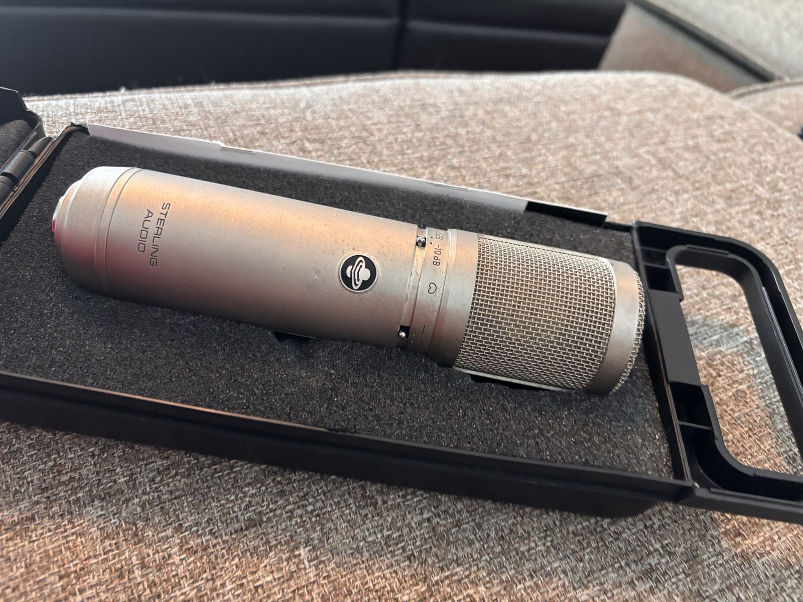 Sterling Audio St66 Tube Condensor Microphone