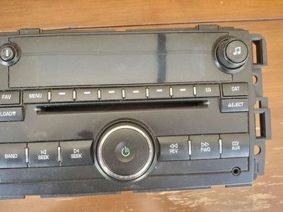 Factory Radio/CD player for 2007 Chevy Silverado