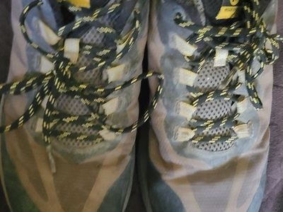 Mens size 10 Merrell Moab Speed Hiking Shoes