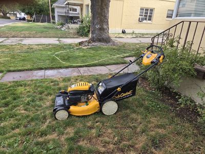 Cub Cadet SC 300 HW Self-Propelled Gas Lawn Mower with Grass Bagger