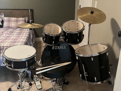 TAMA full size drum set