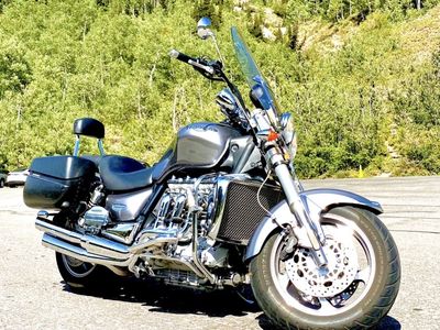The Mighty Triumph Rocket III – 2300cc Beast