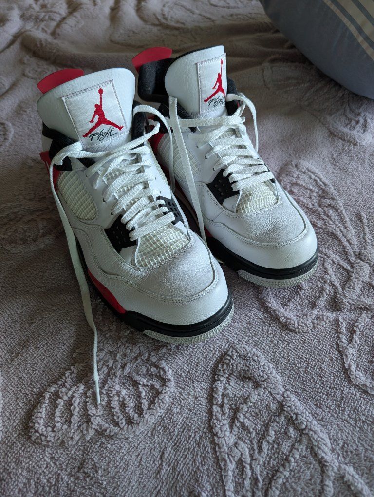 Air Jordan 4 Retro Size 13