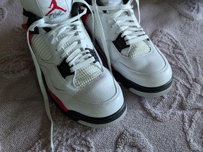 Air Jordan 4 Retro Size 13