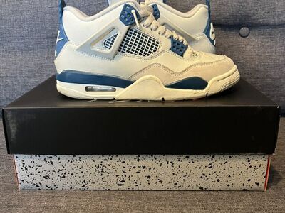 Jordan 4 Military Blue