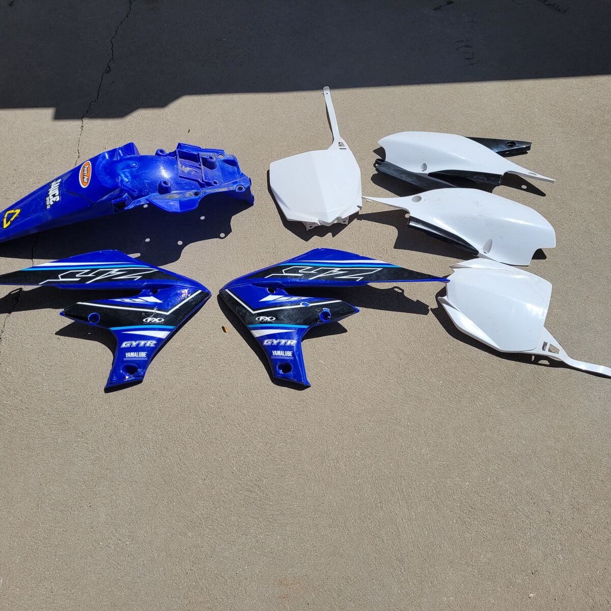 Plastic set minus the front fender for Yamaha YZ450F or YZ250F 2018-2023