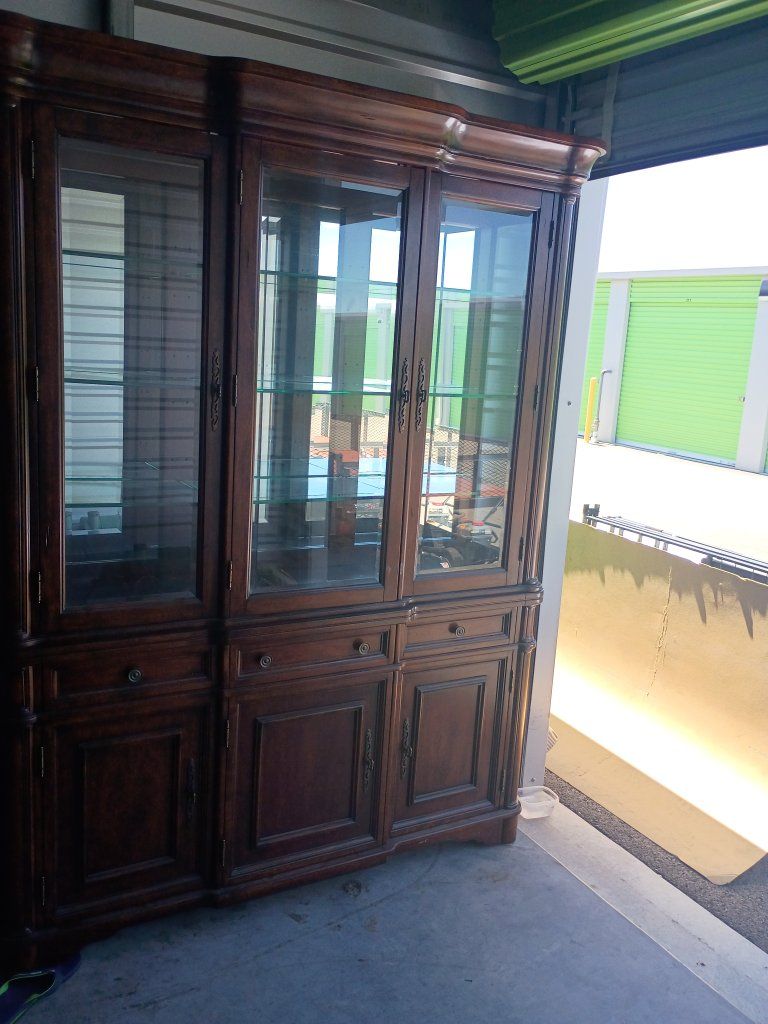 Main image 2
