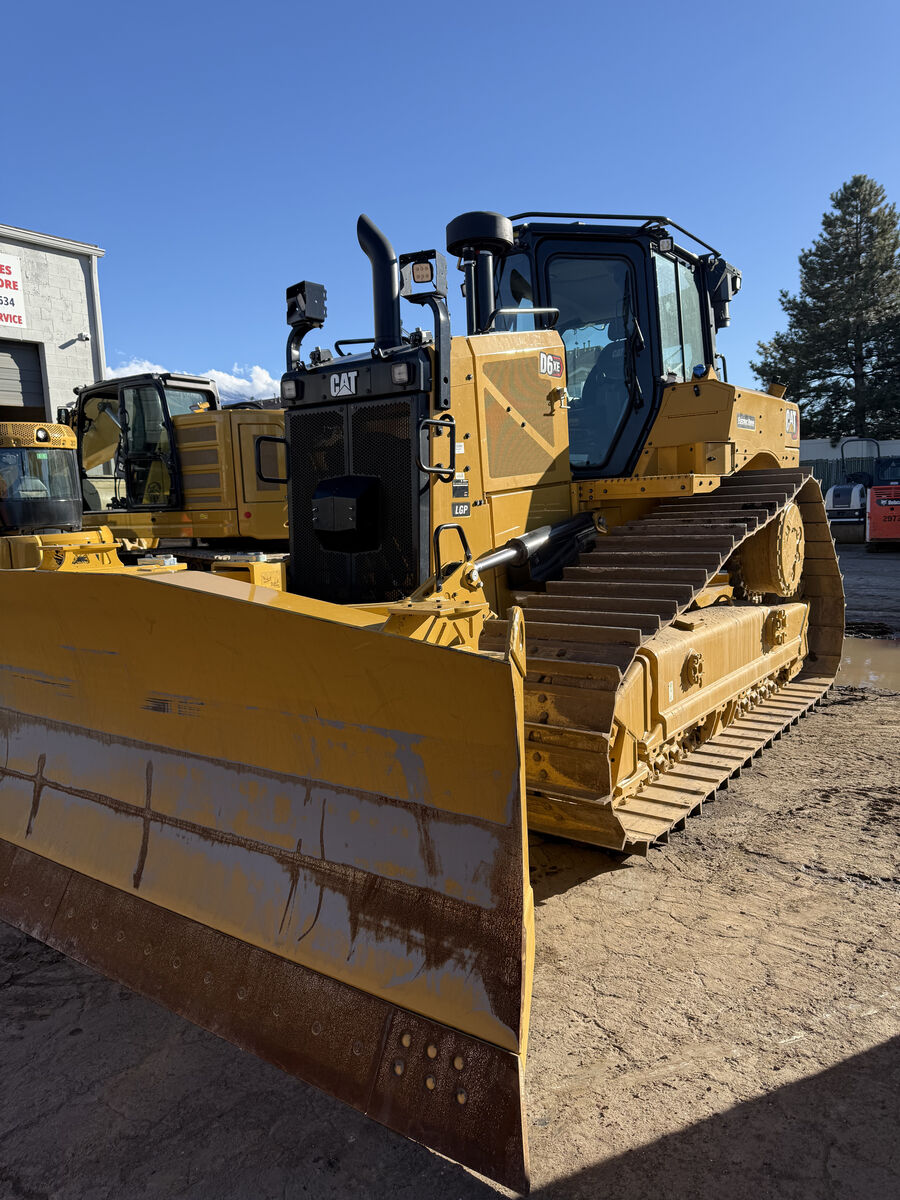 Dozer available for rent. Brand new Cat D6 XE with gps