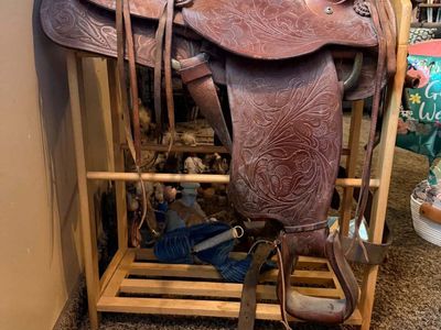 Saddle and Stand