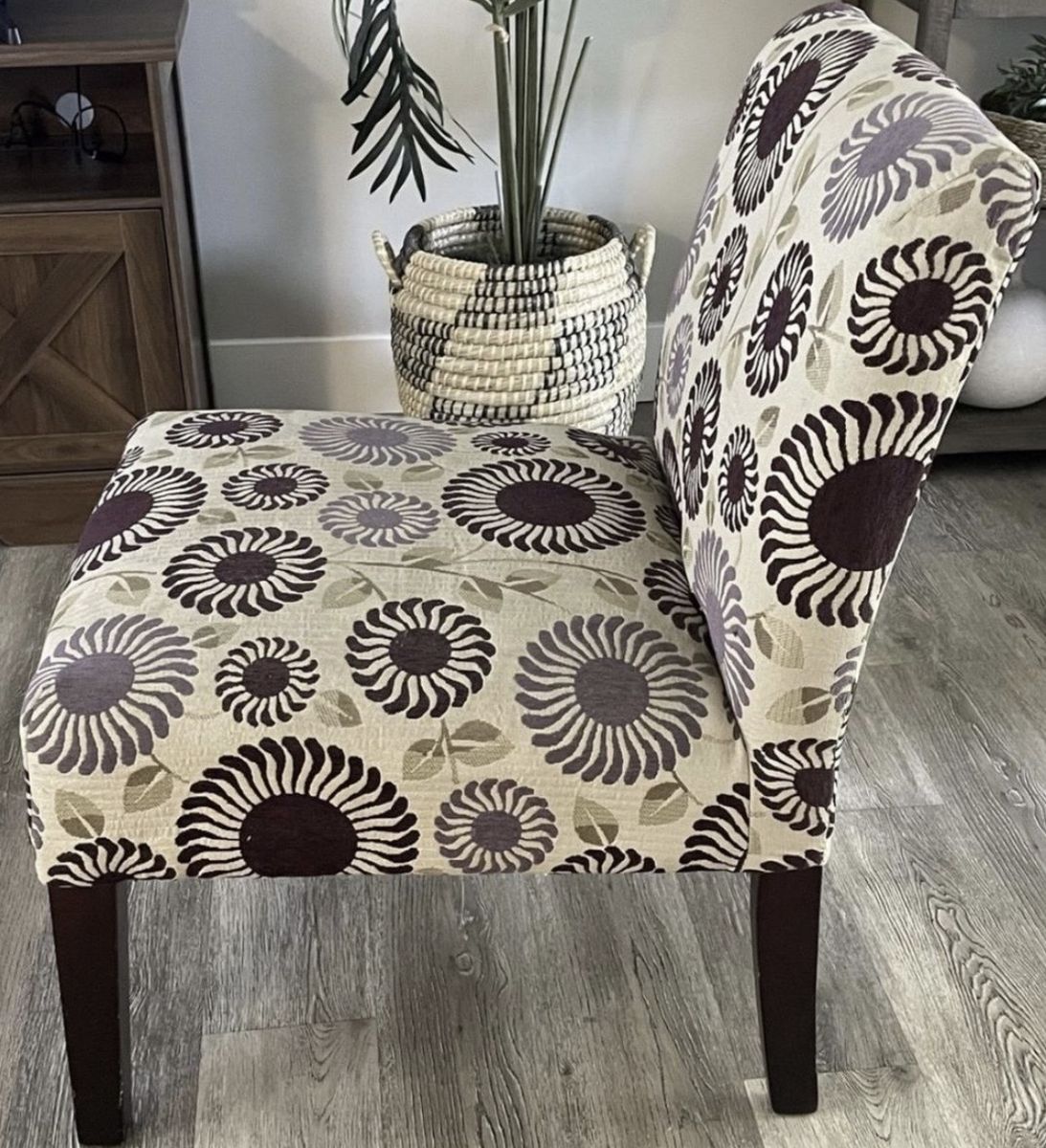$30 accents chair