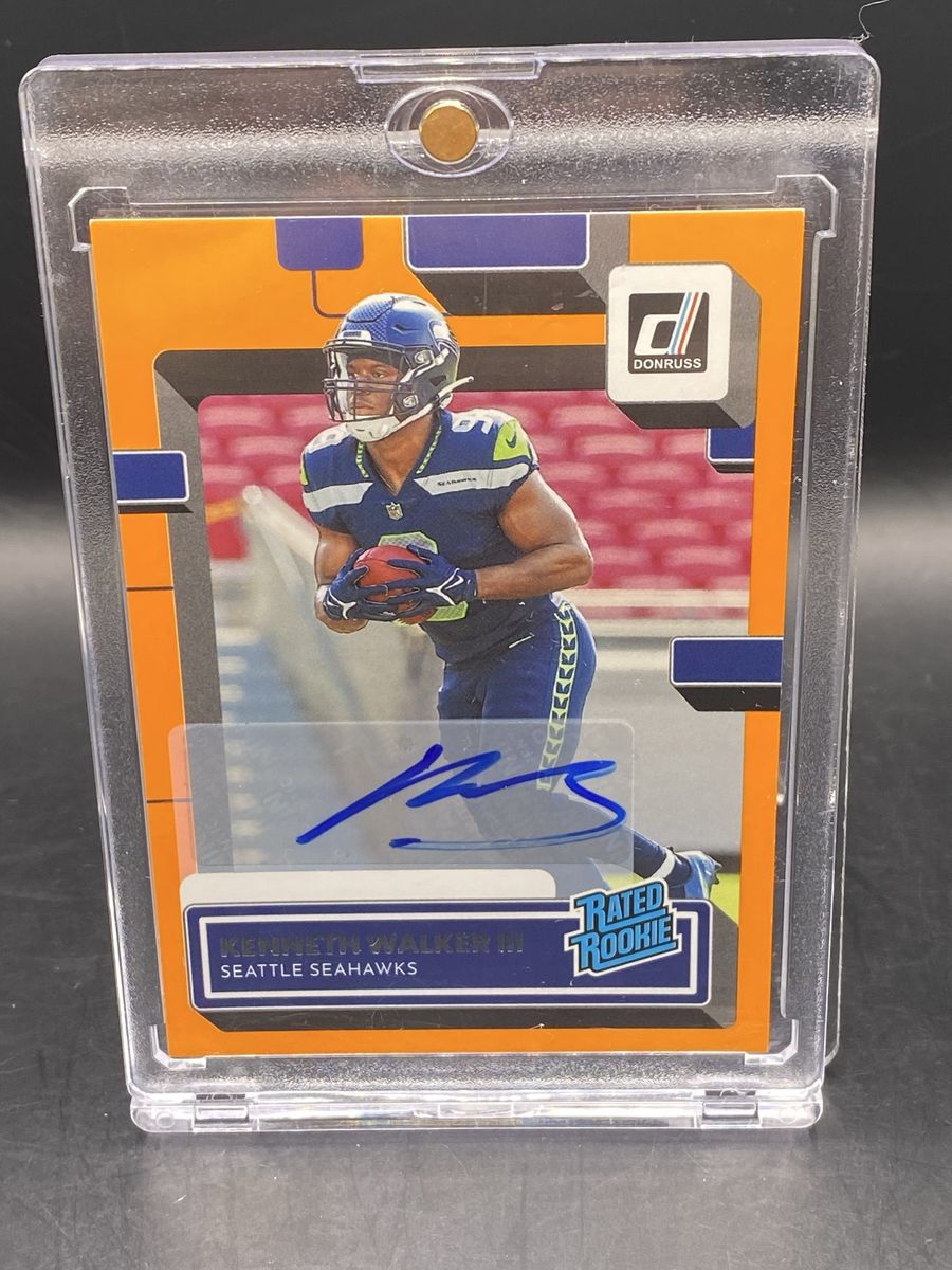2022 Donruss Kenneth Walker III Rated Rookie Autograph Football Card - Seattle Seahawks