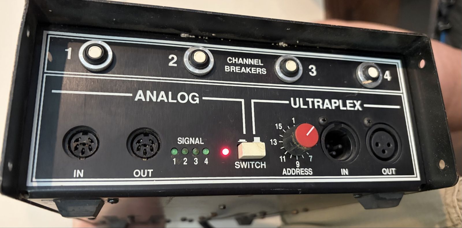 ETA ultraplex MD stage lighting dimmer pack