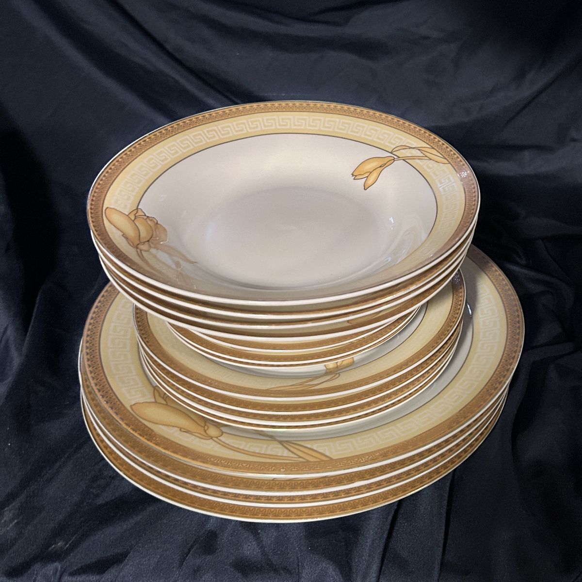 Main image 5
