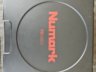 Numark pt01 scratch turntable