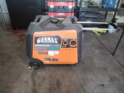 GENMAX GM8500iAED 8500-Watt Remote Start Dual Fuel Generator with OHV Engine