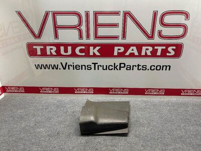 Used Kenworth Lower B-Pillar Cover, Part # S22-1151-300R