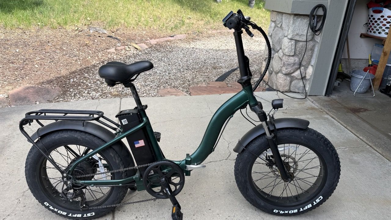E-Bike: Electric Pedals fat-tire e-bike - 20 inch fat tires