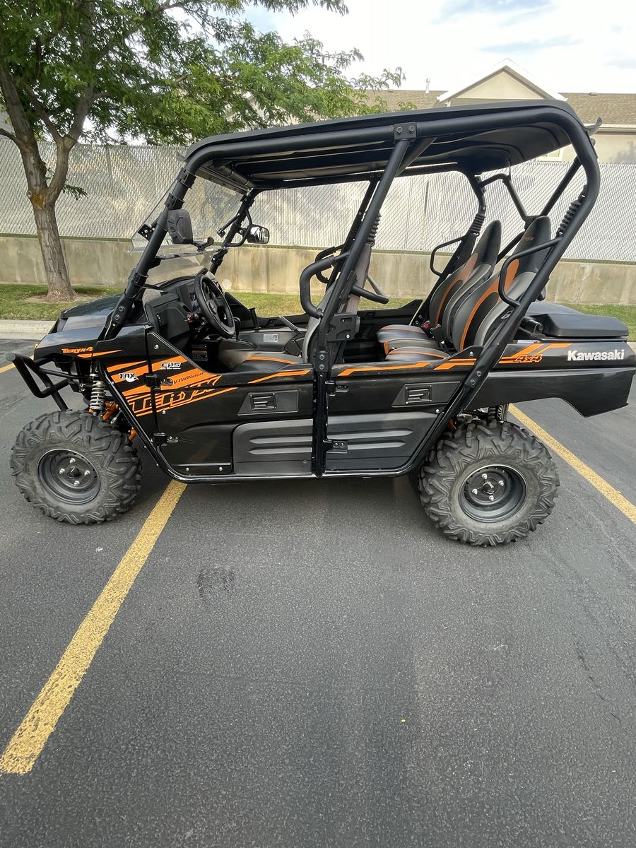 2020 Kawasaki Teryx 4 low mileage 
