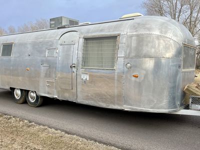 1963 AIRSTREAM LAND YACHT
