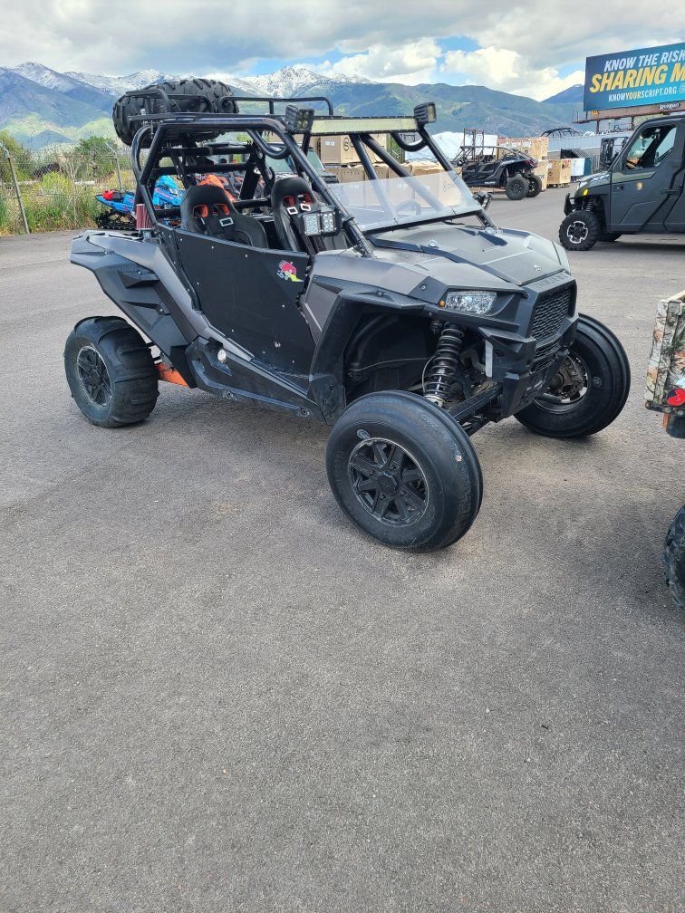 2014 razer 1000 xp extra  tires extra parts