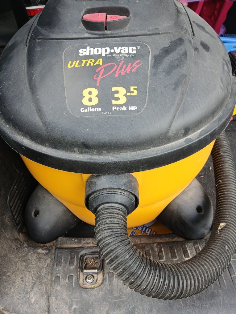 Shop-Vac Ultra Plus 8 Gallon 3.5 Peak HP Wet/Dry Utility Vacuum