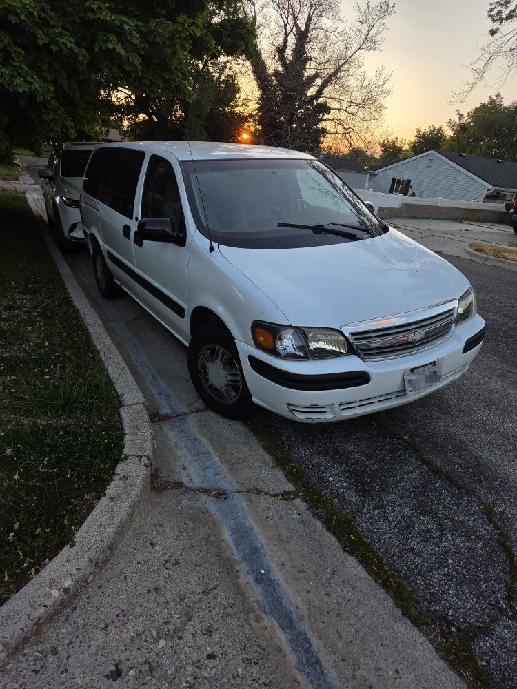 2003 Chevrolet Venture 