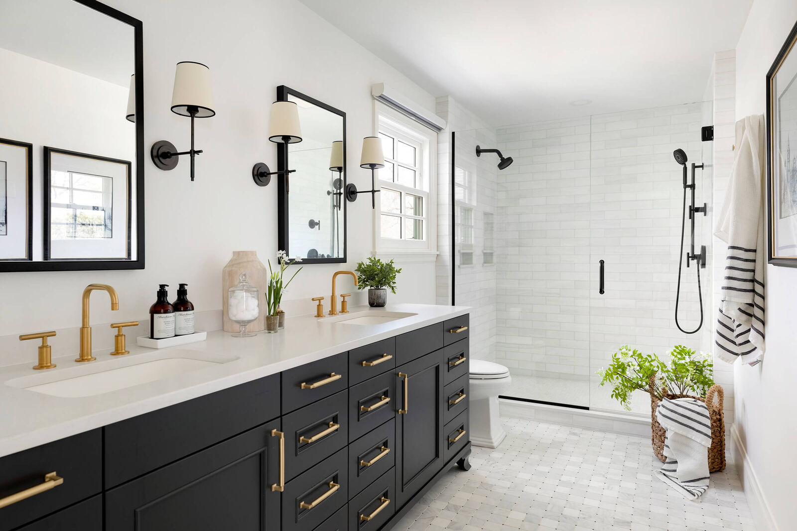 Bathroom Remodel | Luxury Remodel | Restroom Refurbishment