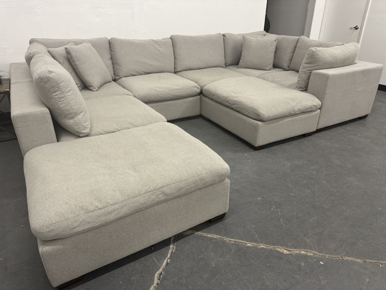 HUGE GRAY COSTCO MODULAR SECTIONAL SOFA COUCH